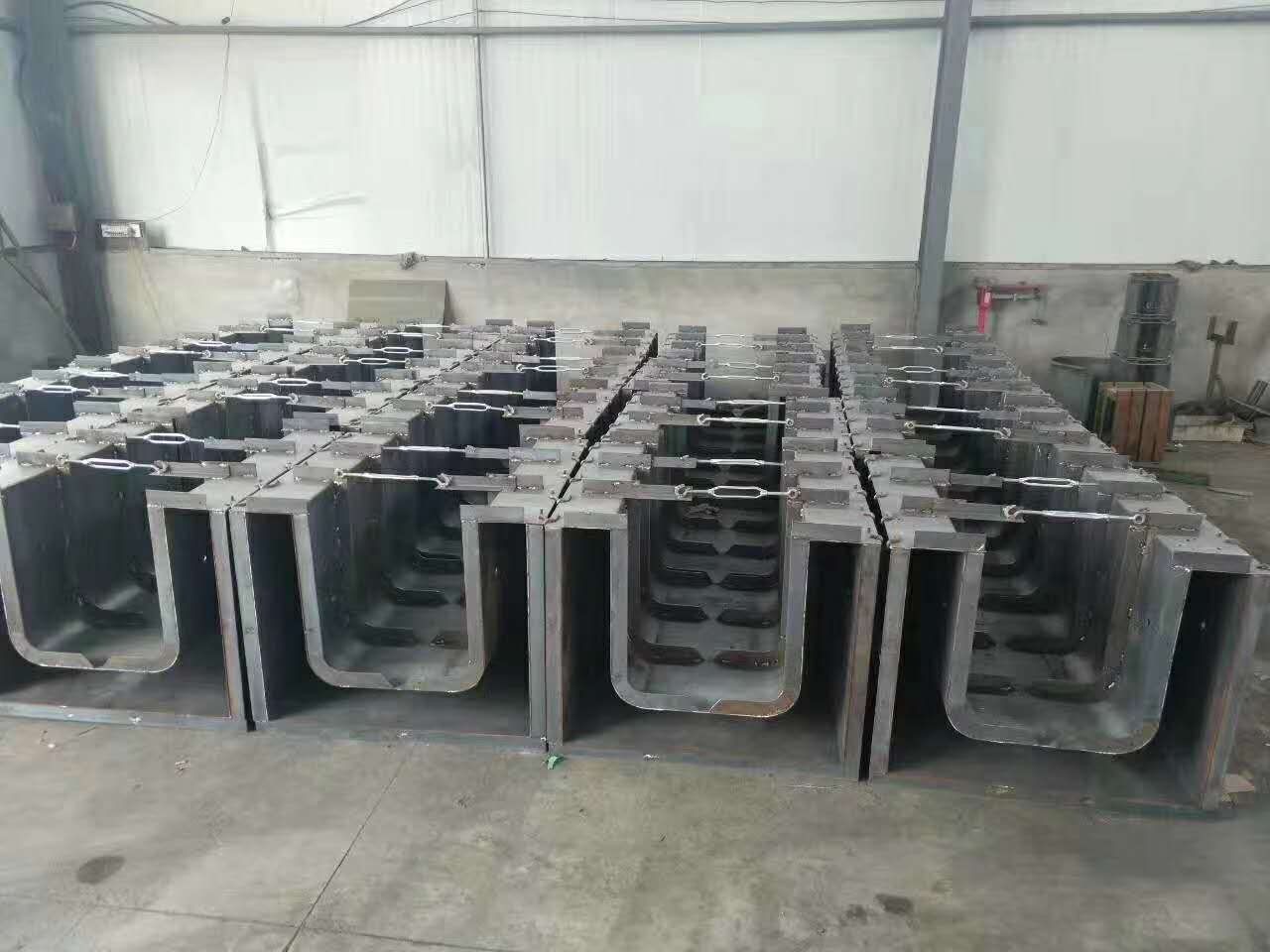 高速排水槽模具 高速排水槽模具